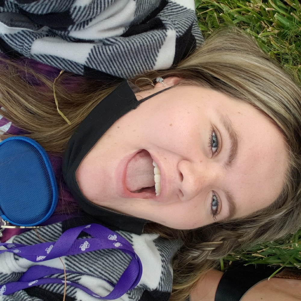 Meet your Posher, Brooke